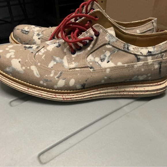 Worn once/
Cole Haan Beige Canvas Oxfords with Red Laces main image 5